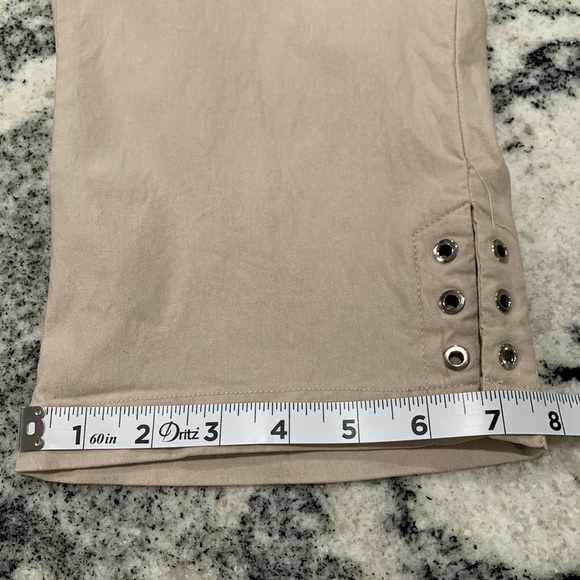 Lily, Morgan, size 1X, taupe capris - Picture 4 of 11